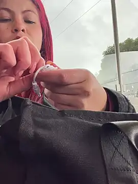 Snapshot of lia_moon77 chatting on March 2025 09:42:02 PM lia moon77 online show from March 2025 09:42:02 PM