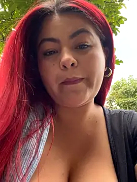 Snapshot of lia_moon77 chatting on October 2025 07:35:02 PM lia moon77 online show from October 2025 07:35:02 PM