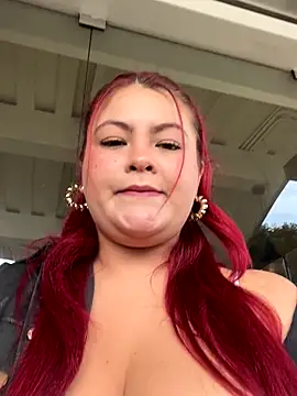 Snapshot of lia_moon77 chatting on November 2025 08:20:01 PM lia moon77 online show from November 2025 08:20:01 PM