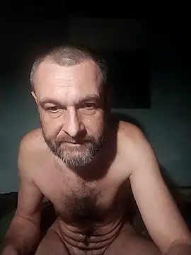 Andrzej-M online show from April 2026 08:24:02 PM