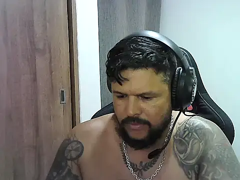 Snapshot of tupapito00 chatting on March 2026 06:06:01 AM tupapito00 online show from March 2026 06:06:01 AM