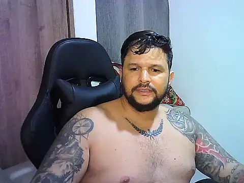 Snapshot of tupapito00 chatting on April 2026 06:58:01 AM tupapito00 online show from April 2026 06:58:01 AM