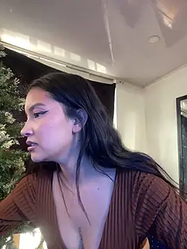 Snapshot of baby_lizy chatting on December 2024 04:49:01 PM baby lizy online show from December 2024 04:49:01 PM