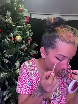 Snapshot of baby_lizy chatting on January 2025 12:42:01 AM baby lizy online show from January 2025 12:42:01 AM