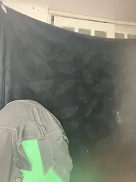 Snapshot of baby_lizy chatting on January 2025 04:11:02 PM baby lizy online show from January 2025 04:11:02 PM