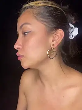 Snapshot of baby_lizy chatting on February 2025 11:55:02 PM baby lizy online show from February 2025 11:55:02 PM