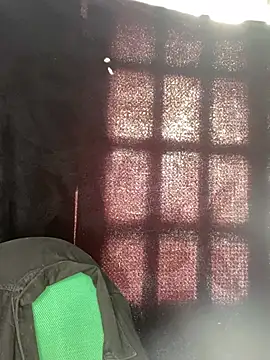 Snapshot of baby_lizy chatting on February 2025 09:58:02 PM baby lizy online show from February 2025 09:58:02 PM