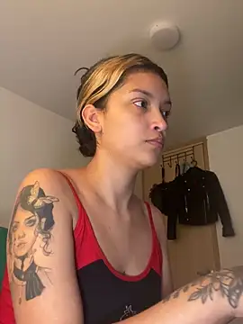 Snapshot of baby_lizy chatting on October 2025 09:15:02 PM baby lizy online show from October 2025 09:15:02 PM