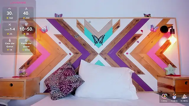 Katia Wilson online show from November 2025 08:09:01 PM