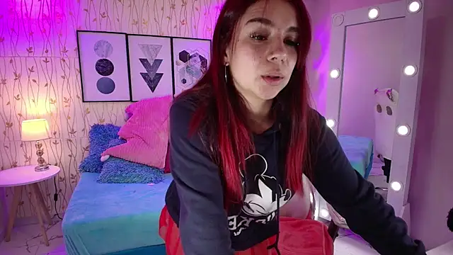 Gabby evanns online show from December 2024 12:00:02 PM