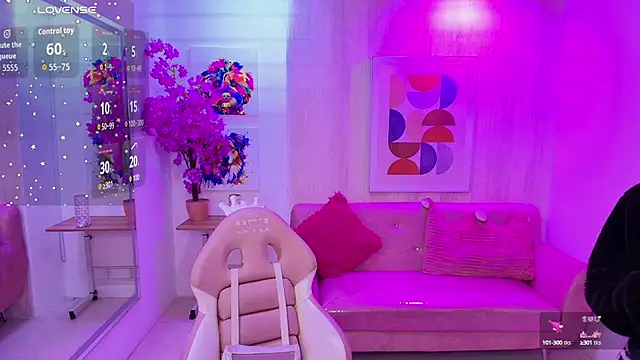 Gabby evanns online show from October 2025 12:02:01 PM