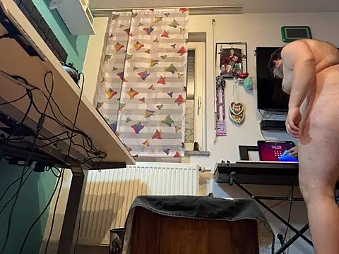 BigAssChubby online show from January 2025 04:00:02 AM