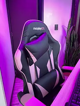 camianddanna online show from February 2026 09:22:02 PM