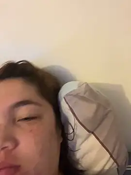 Snapshot of WhiteWomen chatting on September 2025 11:06:02 PM WhiteWomen online show from September 2025 11:06:02 PM