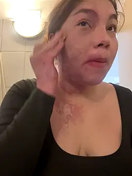 Snapshot of WhiteWomen chatting on September 2025 07:08:01 PM WhiteWomen online show from September 2025 07:08:01 PM