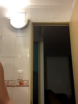 Snapshot of WhiteWomen chatting on November 2025 11:16:02 PM WhiteWomen online show from November 2025 11:16:02 PM