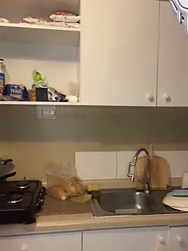 Snapshot of WhiteWomen chatting on November 2025 11:04:02 PM WhiteWomen online show from November 2025 11:04:02 PM