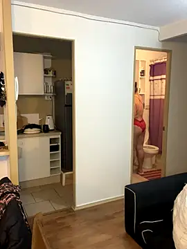 Snapshot of WhiteWomen chatting on November 2025 12:49:01 AM WhiteWomen online show from November 2025 12:49:01 AM