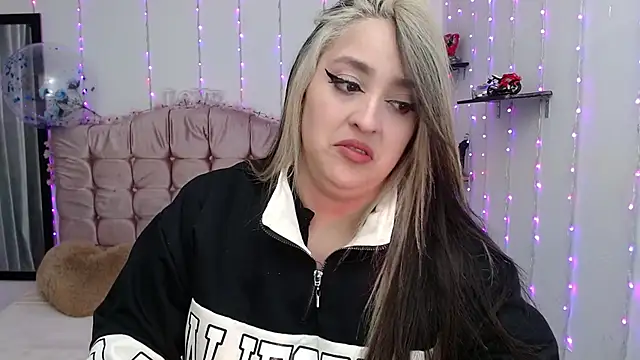 sapphire lilac online show from December 2024 06:44:01 AM