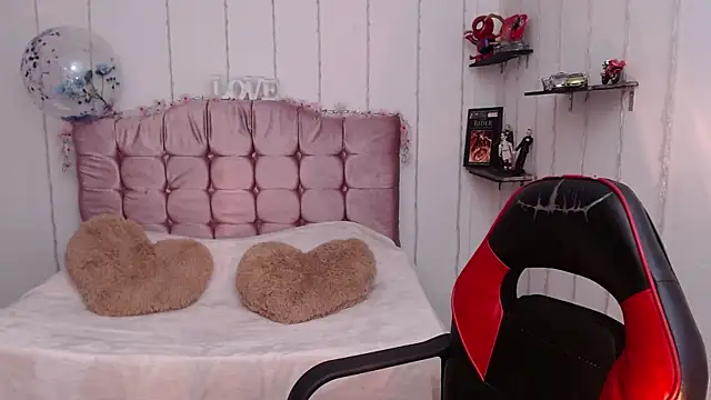 sapphire lilac online show from January 2025 06:52:01 AM