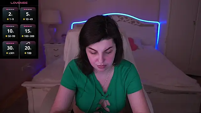 Snapshot of MirandaWong chatting on January 2025 09:46:01 AM MirandaWong online show from January 2025 09:46:01 AM