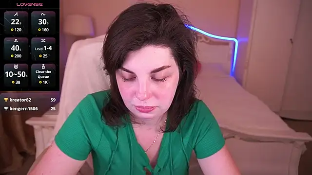 Snapshot of MirandaWong chatting on February 2025 09:25:02 AM MirandaWong online show from February 2025 09:25:02 AM