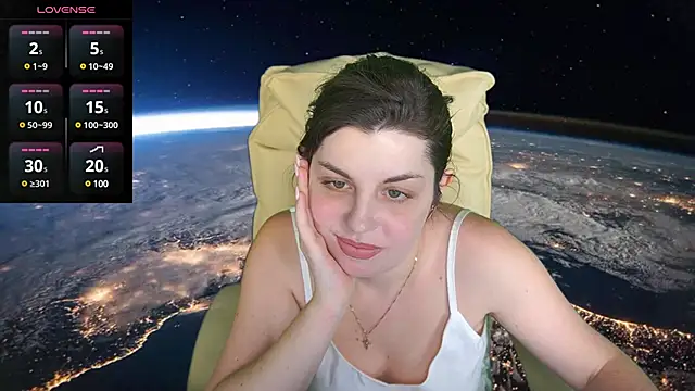 Snapshot of MirandaWong chatting on February 2025 09:55:02 AM MirandaWong online show from February 2025 09:55:02 AM