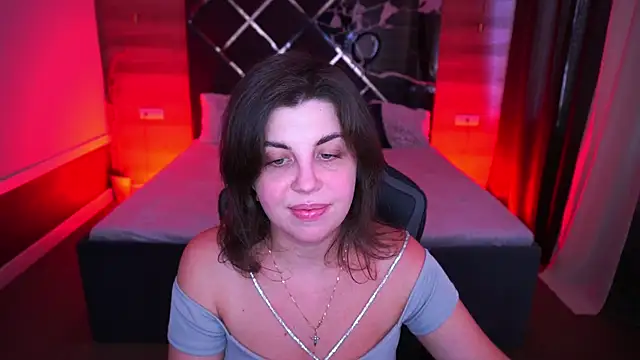 Snapshot of MirandaWong chatting on September 2025 05:44:01 AM MirandaWong online show from September 2025 05:44:01 AM