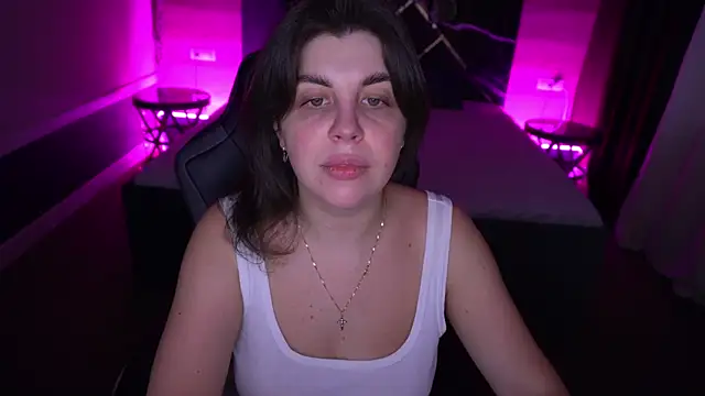 Snapshot of MirandaWong chatting on November 2025 05:39:02 AM MirandaWong online show from November 2025 05:39:02 AM