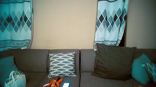 GoldenPussyXOXO online show from December 2024 11:01:02 PM