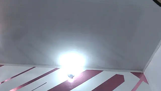 Kitten Hot  online show from November 2025 06:23:02 PM