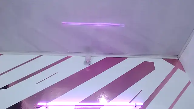 Snapshot of Kitten_Hot_ chatting on February 2026 11:36:02 AM Kitten Hot online show from February 2026 11:36:02 AM