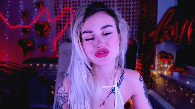  Ravenaa online show from February 2025 11:04:01 AM