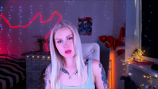  Ravenaa online show from March 2025 02:23:01 PM