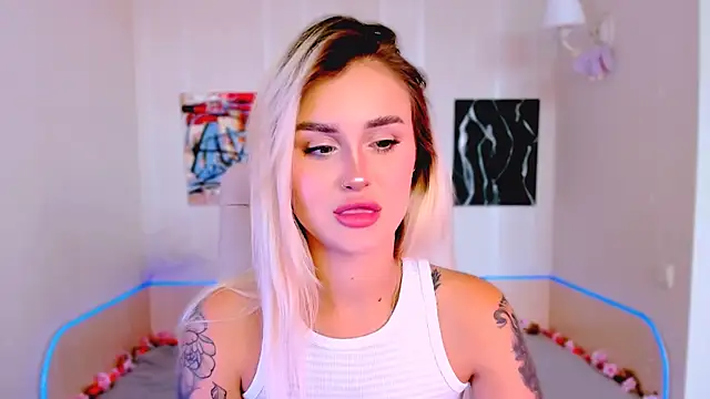  Ravenaa online show from October 2025 12:03:01 PM