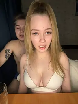 Family-Mm1 online show from December 2024 11:50:01 PM