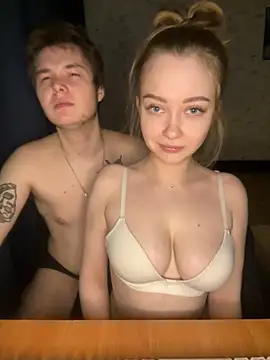 Family-Mm1 online show from January 2025 10:45:01 PM