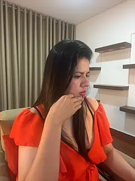 Alice Biel online show from January 2025 01:08:01 AM