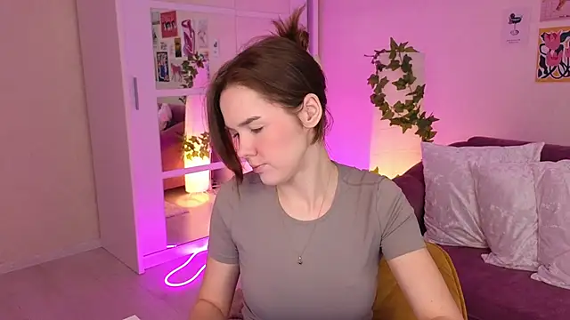 LindaRobertz online show from March 2025 06:11:02 AM