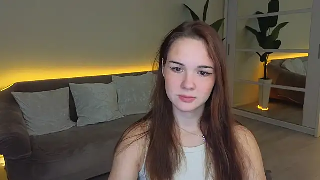 LindaRobertz online show from September 2025 09:03:02 PM