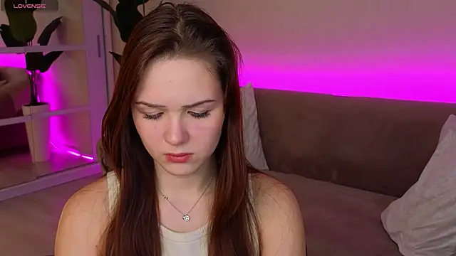 LindaRobertz online show from November 2025 10:02:01 PM