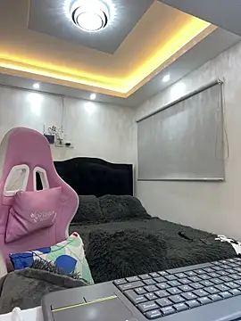 Snapshot of Hot_beauty__ chatting on July 2026 03:45:01 AM Hot beauty online show from July 2026 03:45:01 AM
