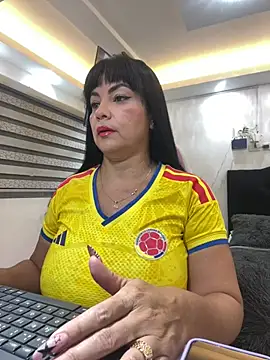 Snapshot of Hot_beauty__ chatting on July 2026 02:05:01 AM Hot beauty online show from July 2026 02:05:01 AM