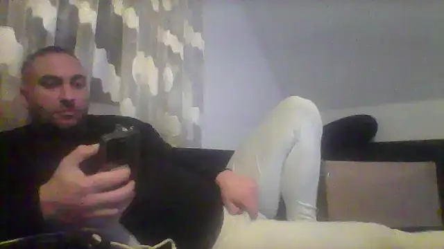 NewyorkDimi online show from January 2025 03:01:01 AM