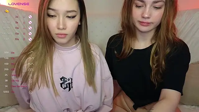 Snapshot of LuxuryGirl__ chatting on March 2025 11:27:01 AM LuxuryGirl online show from March 2025 11:27:01 AM