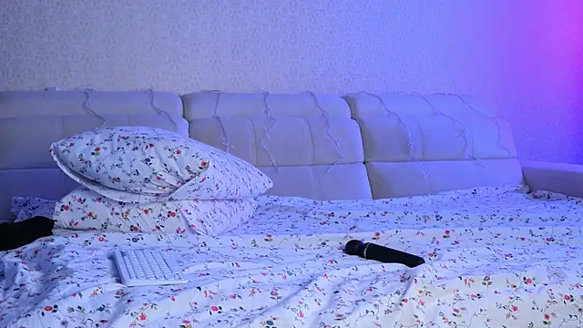 elsa limerence online show from January 2025 07:34:02 AM