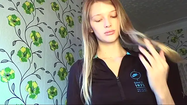 Evvie Summn1 online show from June 2026 06:52:02 AM