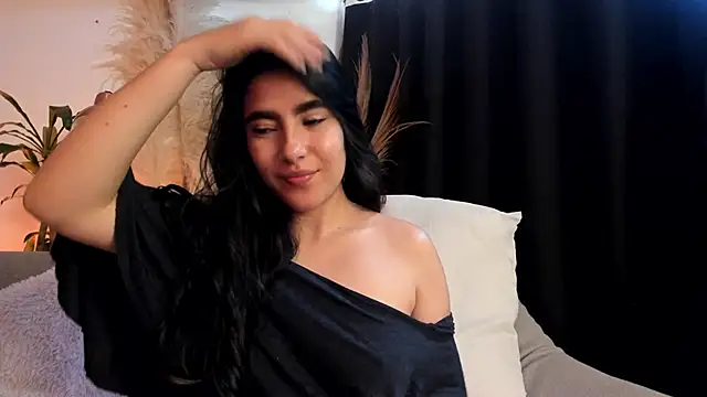 Snapshot of Serenity_Day chatting on April 2026 03:17:02 PM Serenity Day online show from April 2026 03:17:02 PM