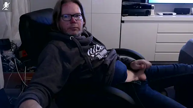 VSteph online show from October 2025 06:10:02 PM