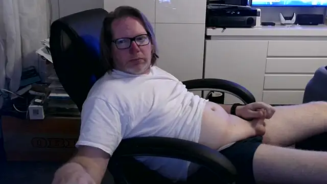 Snapshot of VSteph chatting on April 2026 12:22:01 AM VSteph online show from April 2026 12:22:01 AM